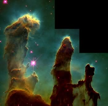 Piliers de gaz dans la nébuleuse de l’Aigle (M16). Piliers de la création dans une région pouponnière d’étoiles. © Nasa, ESA, STScI, J. Hester and P. Scowen (Arizona State University)